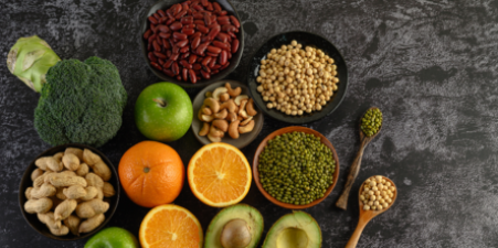 Guide til vegansk proteinpulver: Fordeler, tips og sammenligninger